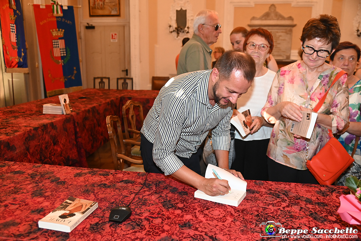 VBS_3392 - Presentazione libro 'Lady B.' di Leopoldo Aversente.jpg